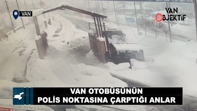 Van Otobüsünün Polis Noktasına Çarptığı Anlar Kamerada
